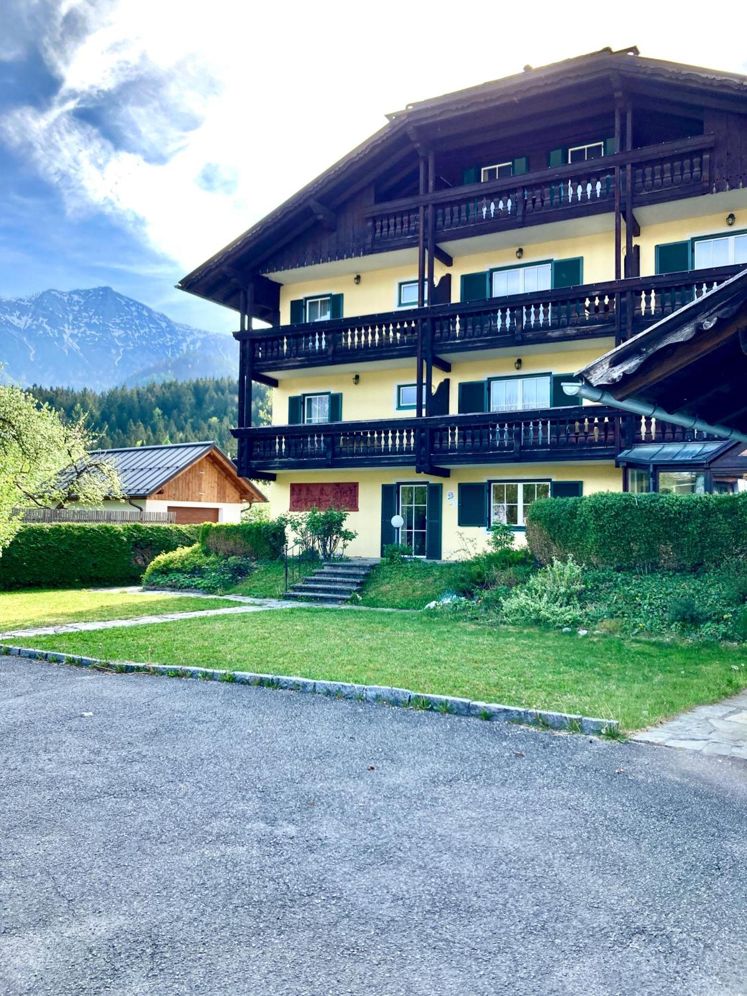 Whats-App Self-Check-In - Villa Maria Theresia Bad Goisern Extérieur photo