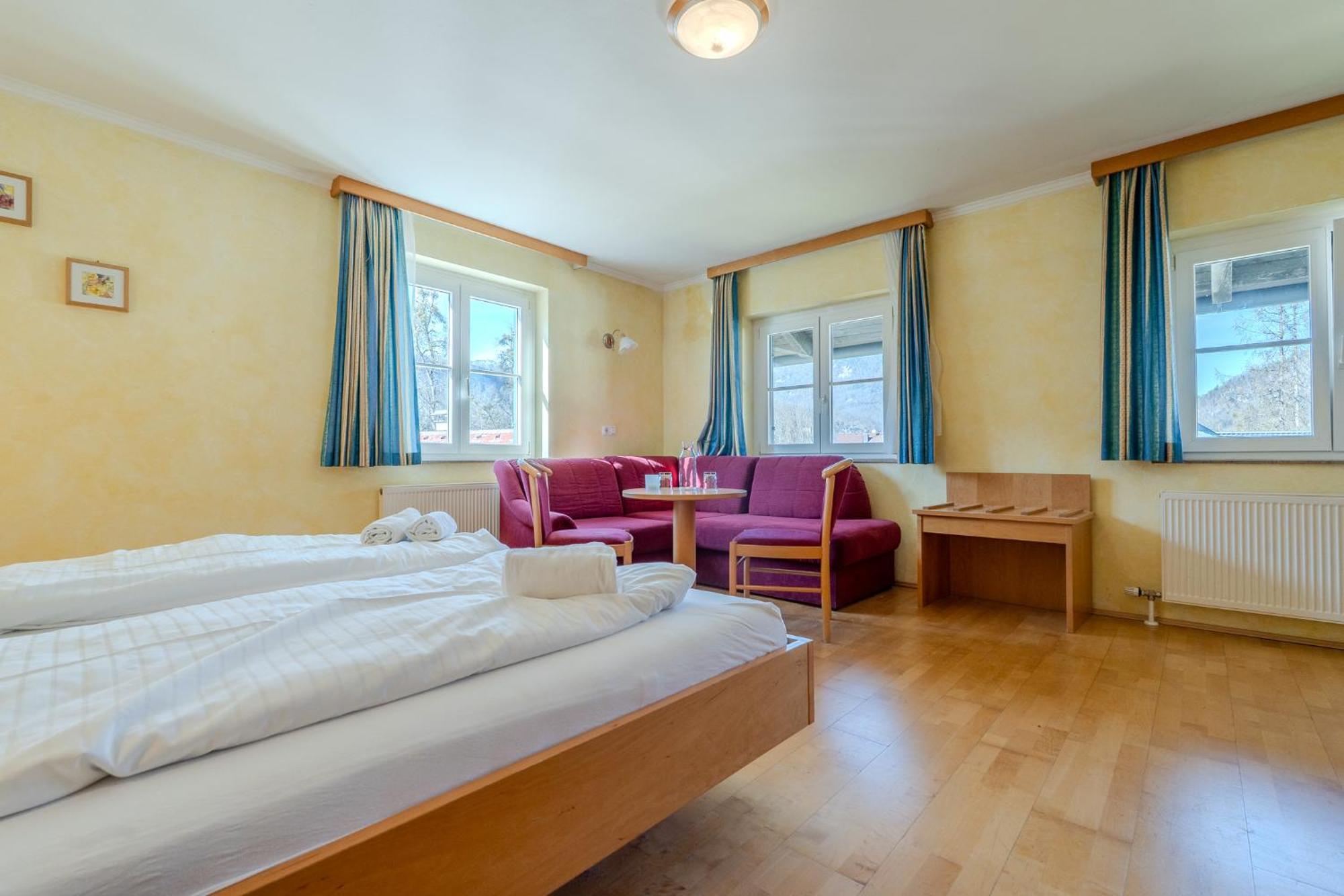Whats-App Self-Check-In - Villa Maria Theresia Bad Goisern Chambre photo